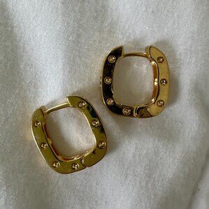 NWOT Gold Horseshoe Hoop Earrings and Post Earrings Set